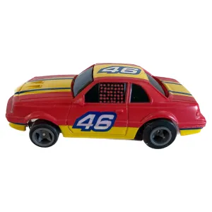 Rokar 46 Generic NASCAR Red/Yellow with Lights | 13017B |  Life-Like 