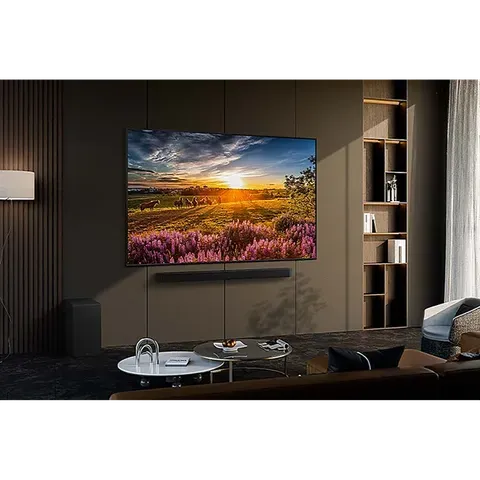 Samsung QA65Q60DAULXL 65 Inch QLED 4K Ultra HD Smart TV (Quantum HDR, 100Hz, Tizen OS, Alexa & Google Assistant)