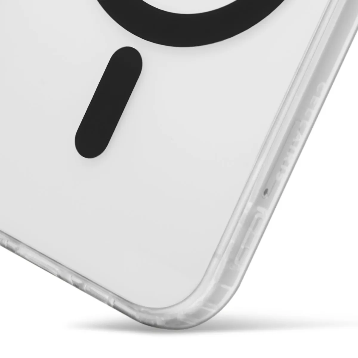 Showcase Halo - iPhone 15/ iPhone 14/ iPhone 13 Black w/ MagSafe Case