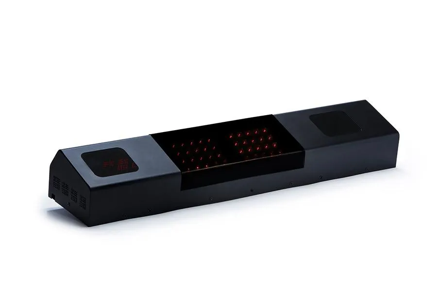 Uneekor QED Launch Monitor & Golf Simulator